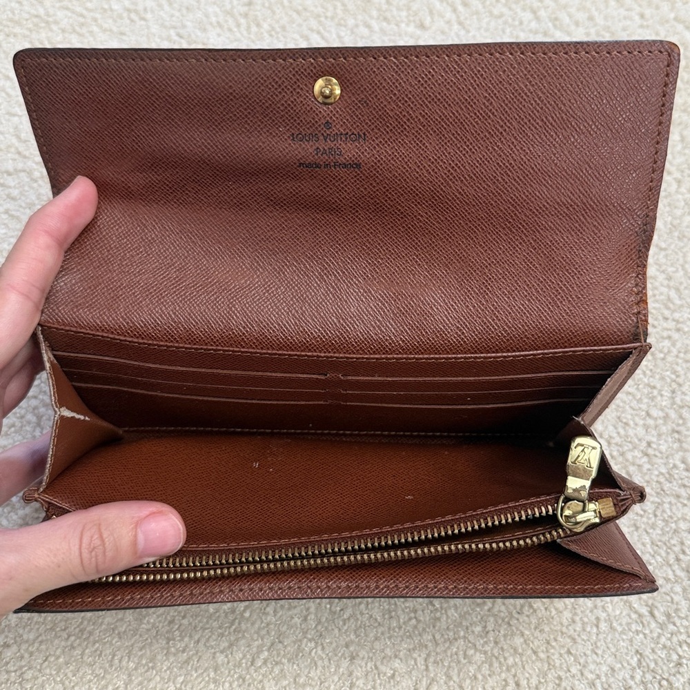 Louis Vuitton Monogram Wallet - Picture 5 of 12